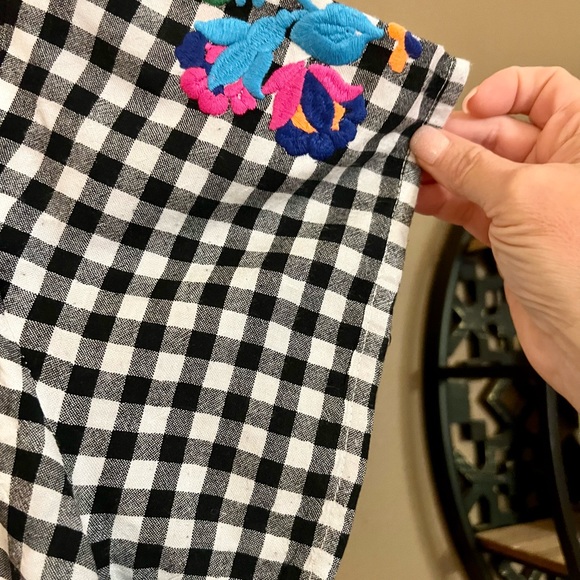 EEUC EMBROIDERED BLOUSE - Picture 8 of 12